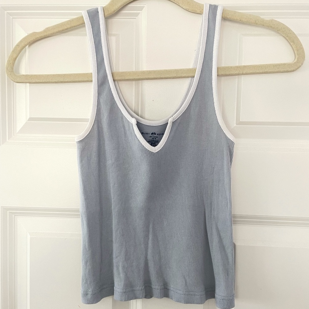 BRANDY MELVILLE🤍NEVER WORN🤍Richie Tank🤍